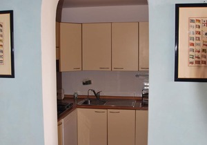 LITTLE VILLA WITH PRIVATE POOL AND GARDEN.IT ACCOMODATES CONFORTABLY 4 PEOPLE