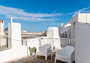 Little White Home