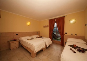 Livigno Apartment Sleeps 7