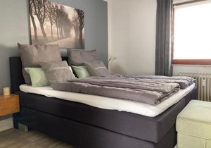 Living at Saarpartments -Adults only- 2 Bedroom, Netflix - Business & Holiday Apartments for Long- and Short term Stay, 3 min to Train Station, Secure E-Bike Parking!