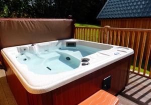 Lord Galloway 34 with Hot Tub Newton Stewart