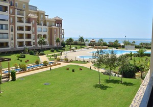 LOS CISNES 77 - Two Bedroom Apartment, Sleeps 5
