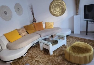 Lounge 1