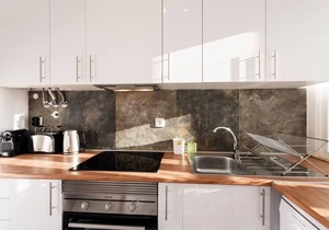 Lovely 2-Bed Apt Overlooking Lisbon Skyline