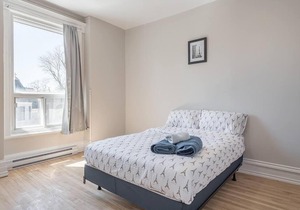 Lovely 4BedR in the heart of Mile-End ~ FREE Parking