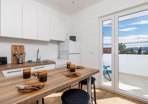 Lovely apartment in Karlobag- Ribarica