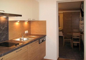 Lovely apartment for 2 people with WIFI, TV and balcony