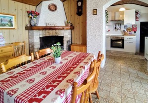Lovely apartment for 7 people with WIFI, TV, patio and pets allowed