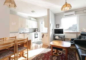Lovely apartment in Allinge with WiFi
