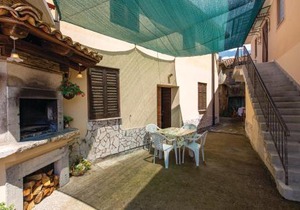 Lovely Apartment In Bregi With Wifi