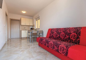 Lovely apartment in Krvavica with WiFi