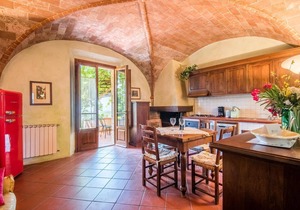 Lovely apartment in Montaione