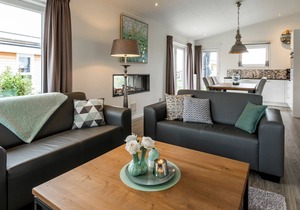 Lovely apartment in villa for 6 guests with WIFI, A/C, pool, TV and terrace