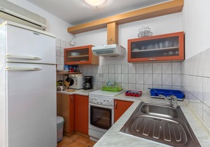 Lovely apartment in Punat with WiFi