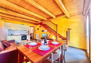 Lovely apartment in villa for 6 people with WIFI, TV and patio