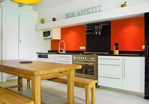 Lovely home in St. Aubin de Cadelech