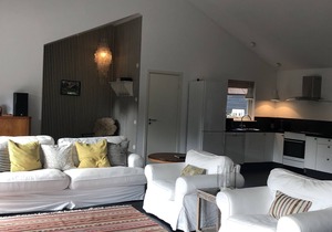 Lovely spaceious house. Big garden Outdoor hottub. Close to nature. Pet friendly