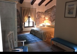 Lovely stone home with garden, in a castle near beach and 1 hour from Venice - 3