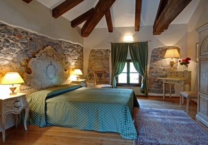 Lovely stone home with garden, in a castle near beach and 1 hour from Venice - 3