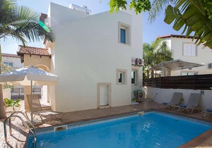 Lovely villa perfect for families, great location