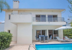 Lovely villa perfect for families, great location