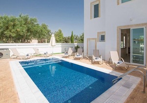 Lovely villa perfect for families, great location