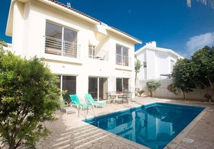 Lovely villa perfect for families, great location
