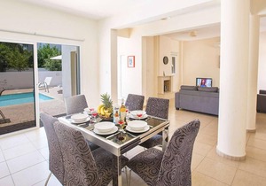 Lovely villa perfect for families, great location