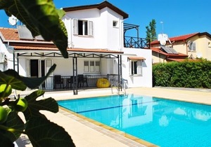 Lovely villa within the walking distance to kyrenia city centre