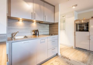 Lovingly. High quality. East balcony. - Hanseatic House
