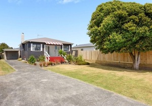 Lulu Cottage at Papamoa Beach