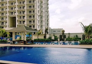 Lumiere Residences, a Resort-Style Condo