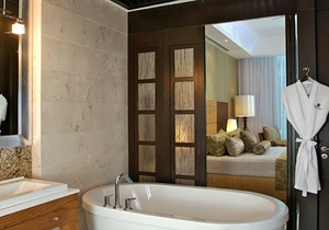 Luxurious 2-bedroom Suite, Grand Vacationing in Riviera Maya (Cancun)