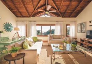 Luxurious Villa at Puerto Bahia with Great Views