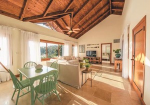 Luxurious Villa at Puerto Bahia with Great Views