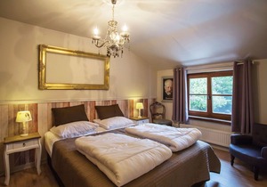 Luxurious Holiday Home with Sauna in Alveringem