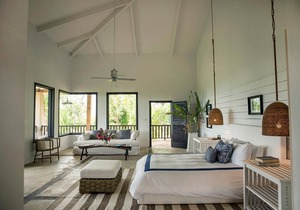 Luxurious Jungle Canopy Suite - Private Infinity Pool w/Mountain & Ocean Views