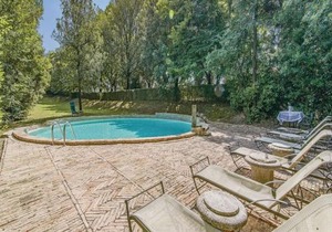 Luxurious Villa in Filottrano with Swimming Pool