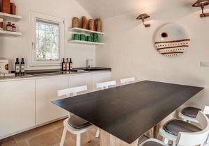 Luxurious Villa "Lamia del Riccio" with Pool, Wi-Fi, A/C, Terrace & Garden