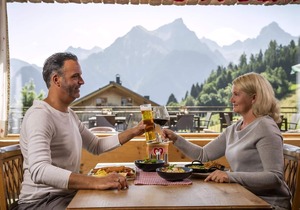 Luxury 10-person apartment in the holiday park Landal Brandnertal
