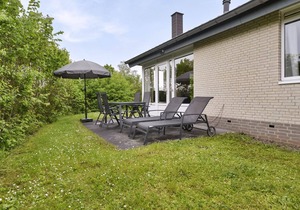 Luxury 2-person bungalow in the holiday park Landal Sonnenberg