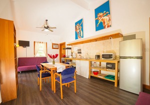 Luxury 2BR ❤️Ocean, Jungle, Sunsets, Walk to Surf