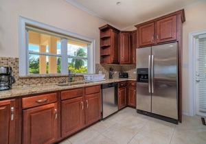 Luxury 3bd Beach View, # 3 Blue, Stunning Views