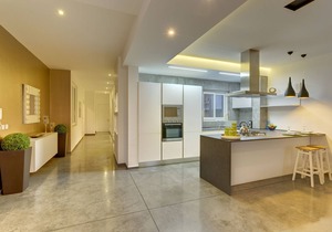 Luxury 3BR Apartment with Marina Views