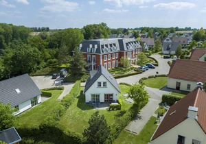 Luxury 4-person Game villa in the holiday park Landal Kasteeldomein De Cauberg