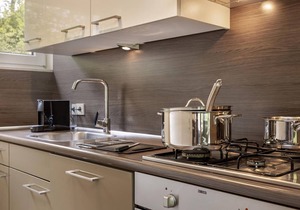 Luxury 4-person bungalow in the holiday park Landal Sonnenberg