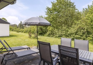 Luxury 4-person bungalow in the holiday park Landal Sonnenberg