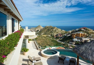 Luxury 5 BR Ocean View Villa del Mar w/Heated Pool, Home Theatre Room + More