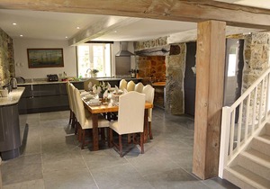 Luxury 5-star farmhouse on the Lizard Peninsula near the Cornish coast