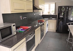 Luxury 5-star farmhouse on the Lizard Peninsula near the Cornish coast